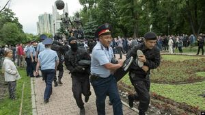 Токаев поручил генпрокурору освободить невиновных граждан, случайно оказавшихся в местах протеста