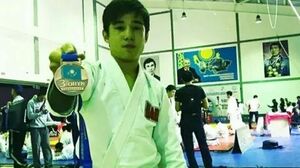 Грэпплинг чемпиону не помог