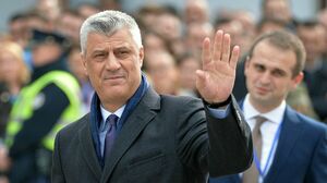 И сам  сдался Гааге