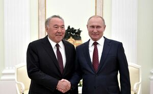 В товарищах согласье есть!