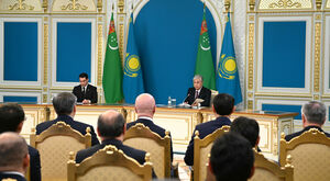 Президенты Казахстана и Туркменистана провели брифинг для представителей СМИ