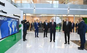 Главы Казахстана и Азербайджана посетили МФЦА «Астана»