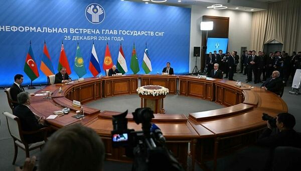 Президент Казахстана принял участие в неформальной встрече лидеров СНГ