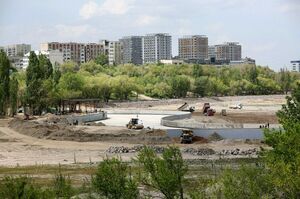Пока без лотосов, но с туалетами