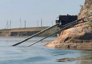А воду все качают и качают