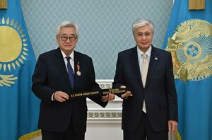 Президент разбил доску