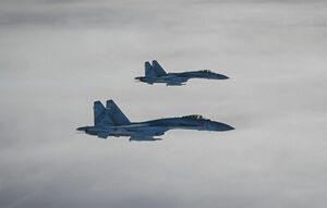 Борт Президента Казахстана сопровождают истребители Су-35 Минобороны РФ