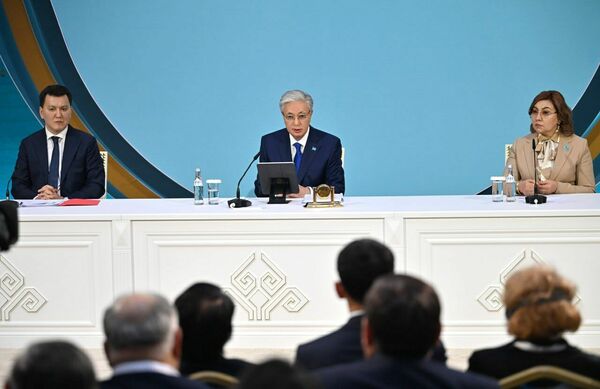 Токаев предложил ввести должность вице-президента вместо госсоветника