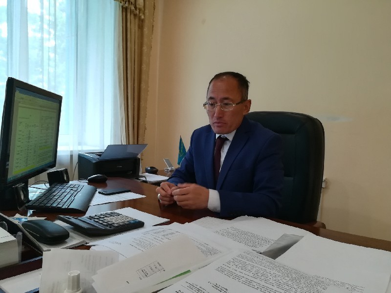 Заместитель акима Кызылжарского района Тлеубай ЕСЖАНОВ...