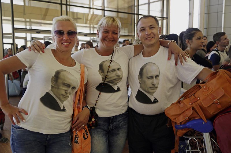 Россияне виноваты все: и путинисты, и их противники, и сталинисты, и жертвы коммунистической власти.