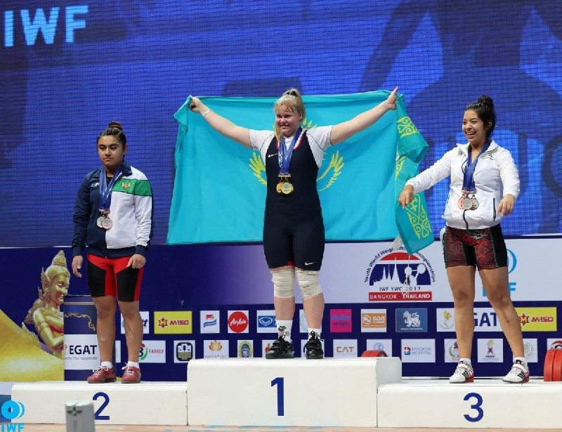 На верхней ступени пьедестала Ольга Пастухова.
