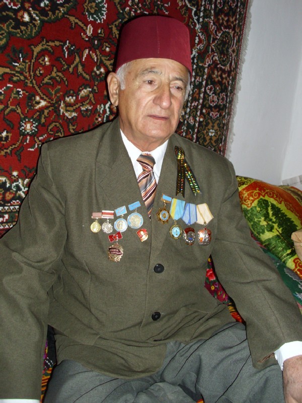 Тельман Дямуршаев.