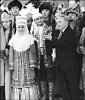 У всех кризис, а они театр открыли