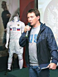 Георгий ЧЕРДАНЦЕВ, спортивный комментатор “НТВ-ПЛЮС”: Моя работа - развлекать