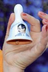 По ком звенит колокольчик?