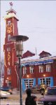 Высоко сижу, далеко гляжу!