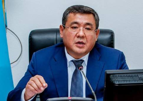 Бозумбаев назвал тяжелым потрясением арест вице-министра и директора департамента минэнерго