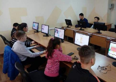 В Казахстане рассматривают вопрос об обучении школьников информатике уже с 1 класса