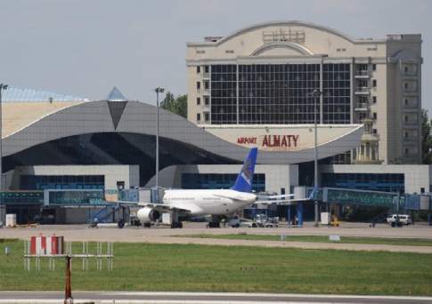 Парламент Казахстана принял поправки в законодательство по вопросам использования воздушного пространства