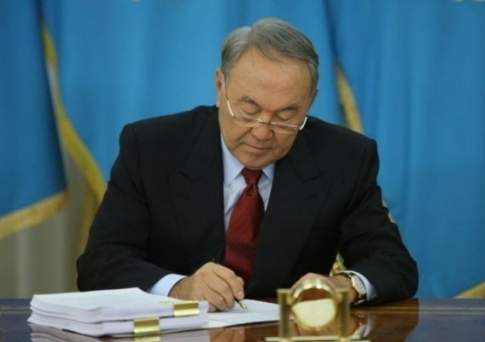 Новый Таможенный кодекс РК подписал Назарбаев