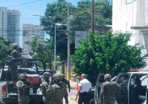 Все полицейские мексиканского Акапулько оказались под следствием по подозрению в связях с наркобизнесом