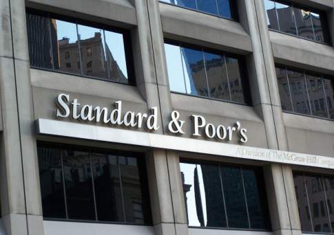 S&P отозвало рейтинги Tengri Bank по запросу финучреждения