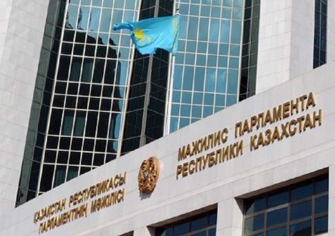 Мажилис одобрил поправки в законодательство по вопросам совершенствования правоохранительной системы