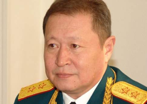 Экс-главе КНБ Дутбаеву продлили арест до 26 мая