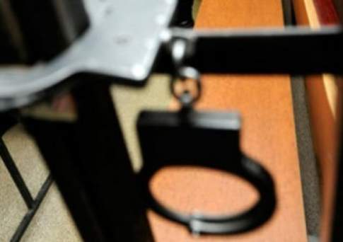 По подозрению в получении взятки в 10 млн тенге задержан замглавы ДГД по Мангистауской области