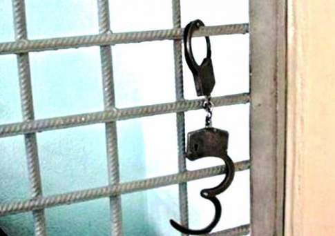 Подозреваемому в получении взятки экс-замакиму Талдыкоргана продлен арест на 2 месяца