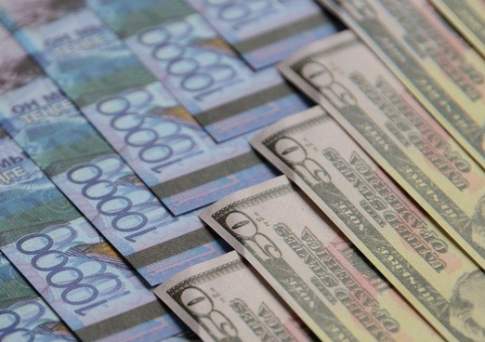 В Казахстане рекомендуемая ставка по депозитам в валюте снижена до 1,5%