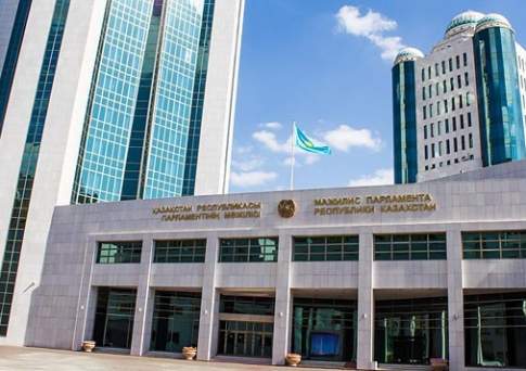 Парламент Казахстана принял поправки в законодательство по вопросам электроэнергетики