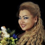 Бахыт СЫЗДЫКОВА