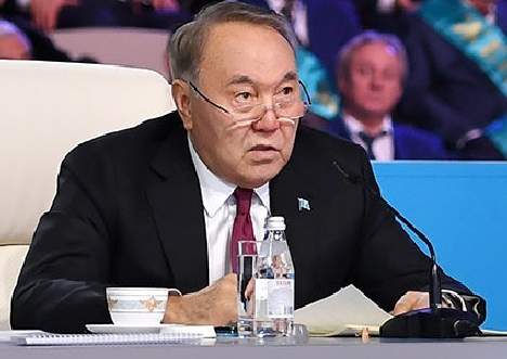 Нурсултан НАЗАРБАЕВ: Хватит импортировать чепуху!