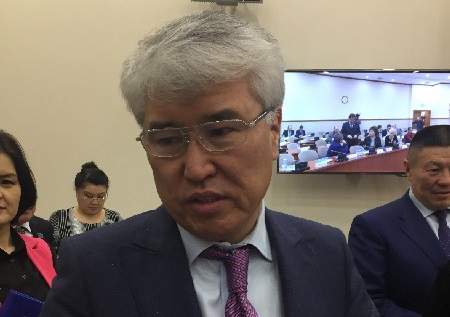 Не путайте Эйфелеву башню с белкой