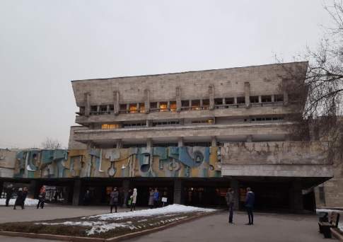 Несносный памятник
