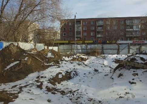 Встала грудью