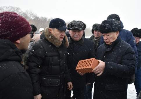 Что им стоит дом построить?