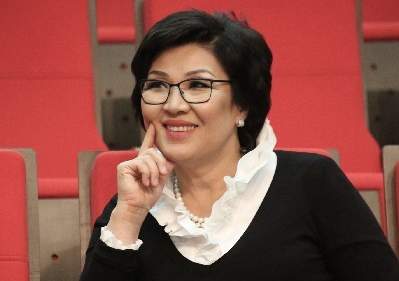 Рояль в кустах