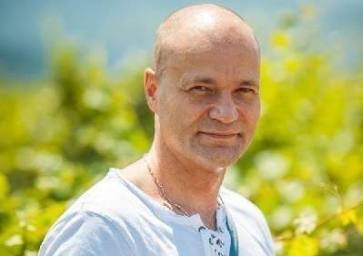 Дмитрий ШИШКИН: Страда! Зажать бензин - и плакать...