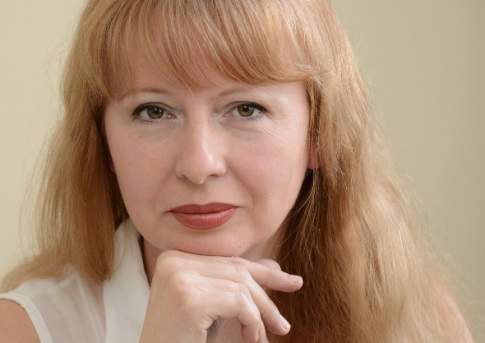 Ксения ЕВДОКИМЕНКО: Дым отечества