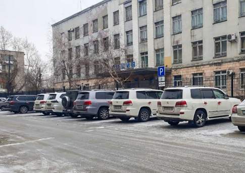 Свадьба пела и стреляла