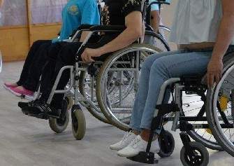 Всех под одну гребёнку 